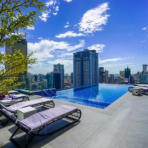 Urban Palace